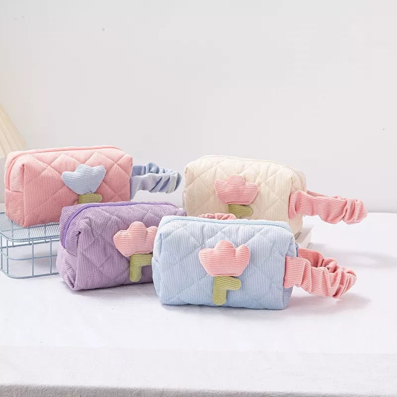 
                  
                    Tulip Cosmetic Bag Set
                  
                