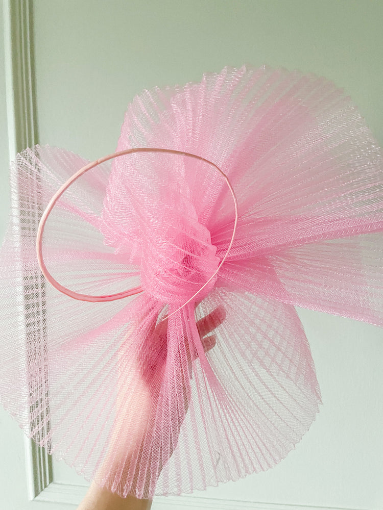 
                  
                    Fascinators
                  
                