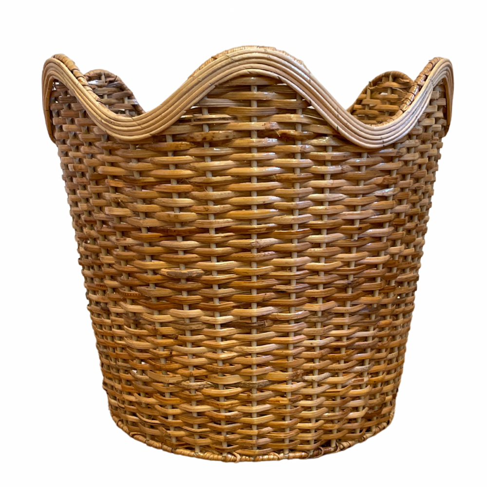 Scallop Wicker Planter/Wastebasket