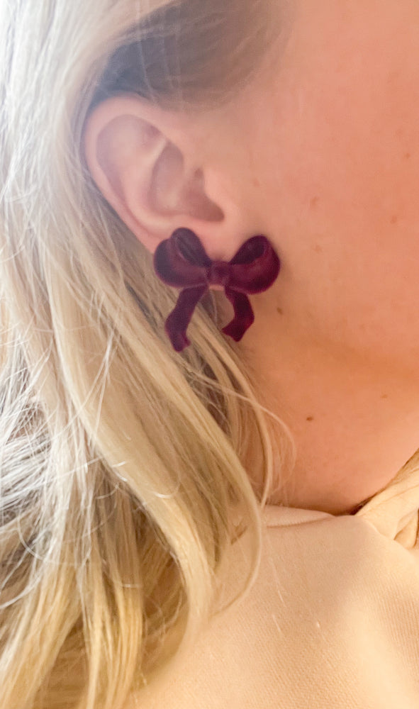 
                  
                    Velvet Bow and Pearl Tassel Earrings
                  
                