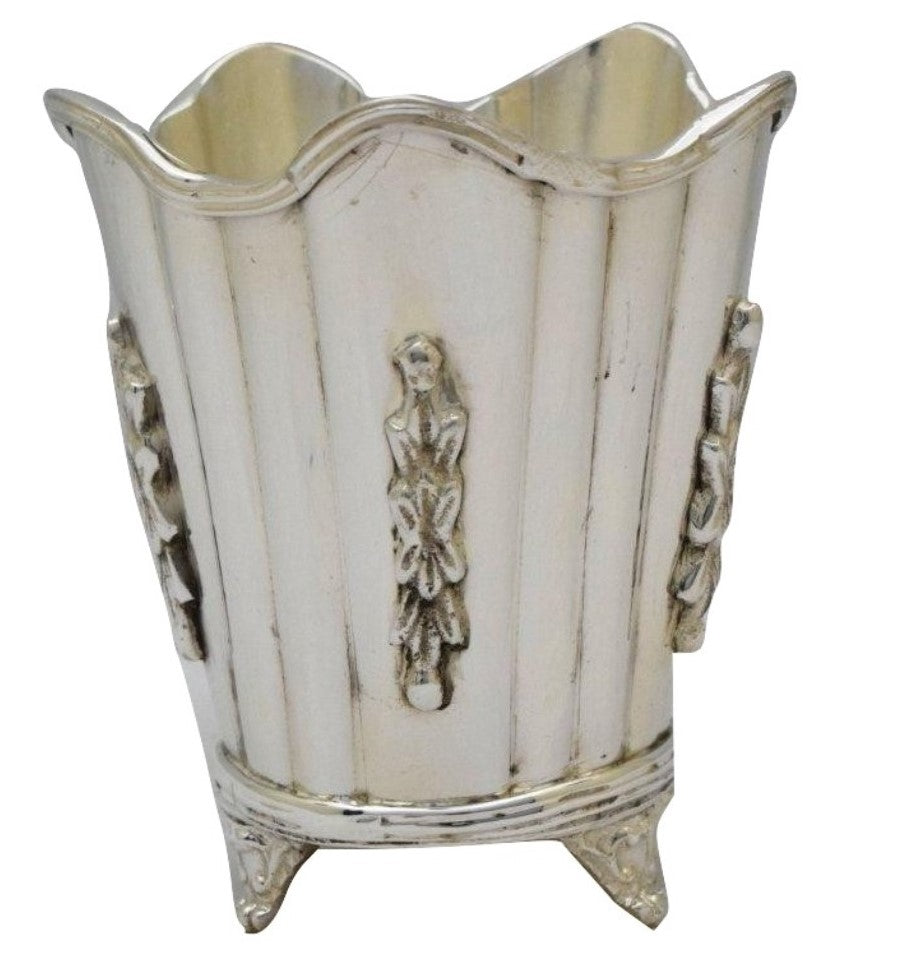 Ornate Scalloped Cup